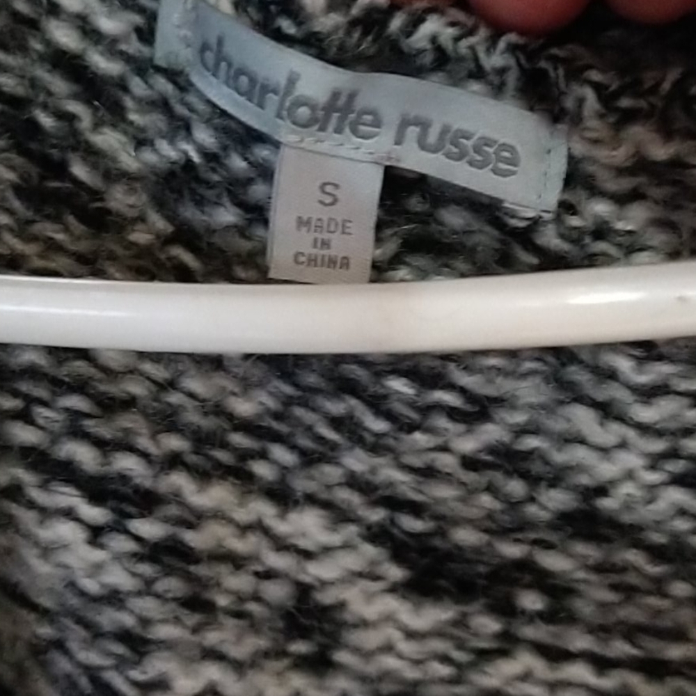 Sweater - Picture 2 of 4